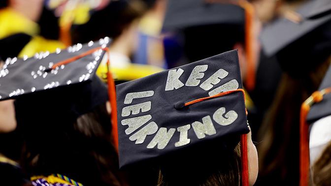 Graduation cap that says "Keep learning"